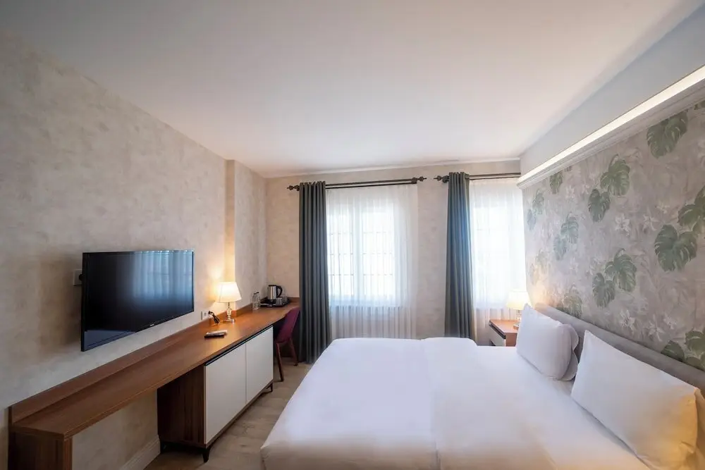 Mell City Suite Hotel — фото 1