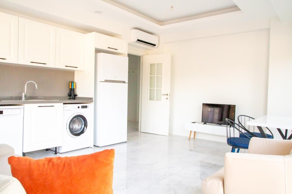 Милас: Luxury Flat in a Complex 1 min to Marina in Milas