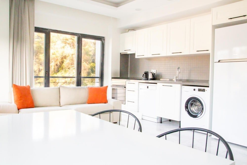 Милас: Luxury Flat in a Complex 1 min to Marina in Milas