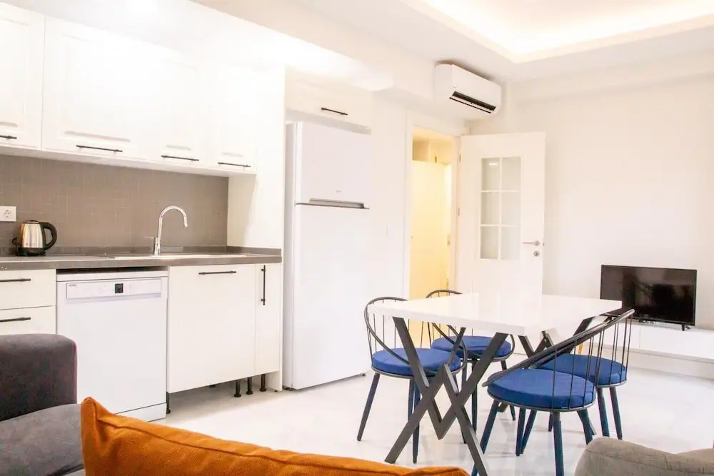 Милас: Luminous House w Garden 5 min to Beach in Milas