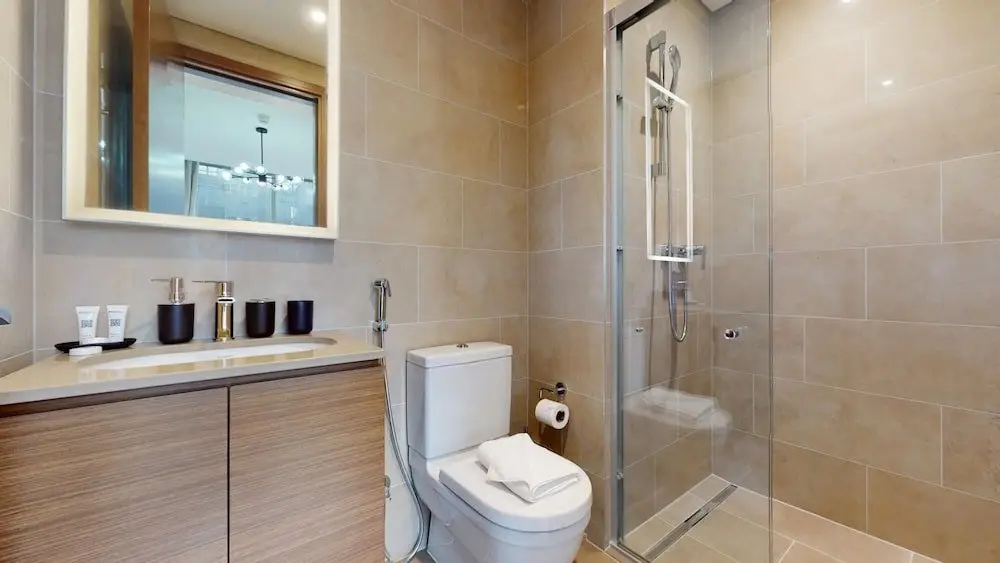 Дубай: Al Meydan Creek Vista Reserve A 2507 (No Front Desk)