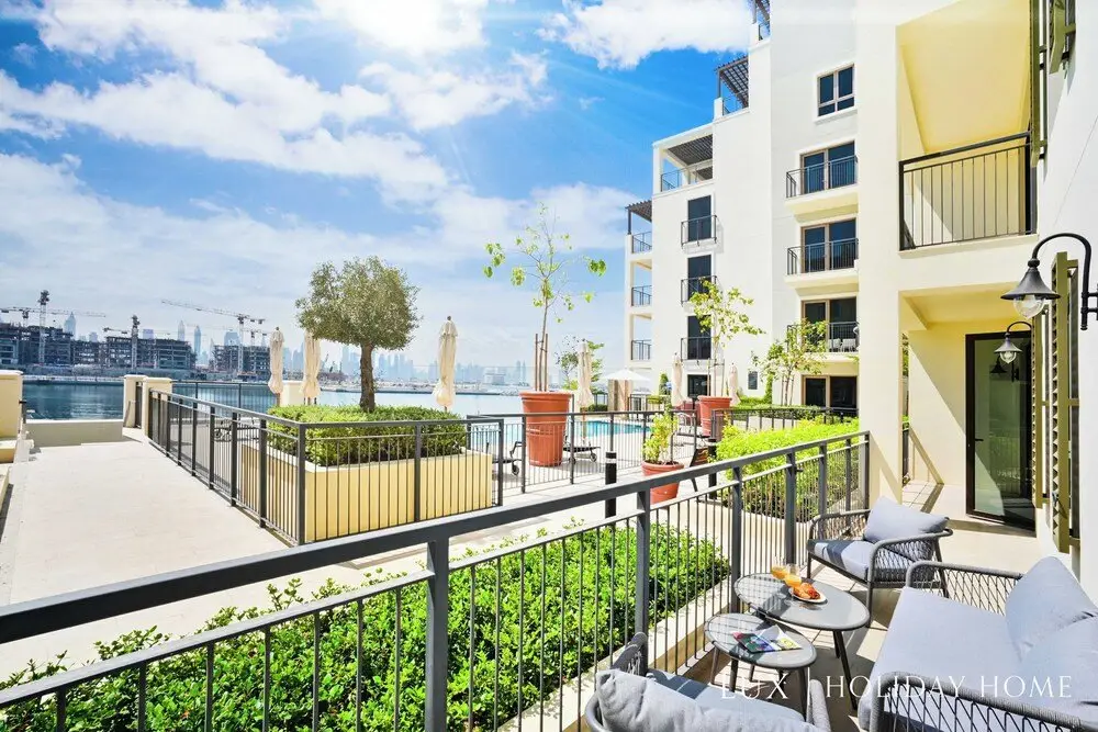 Дубай: LUX  Le Pont Skyline View Suite 1