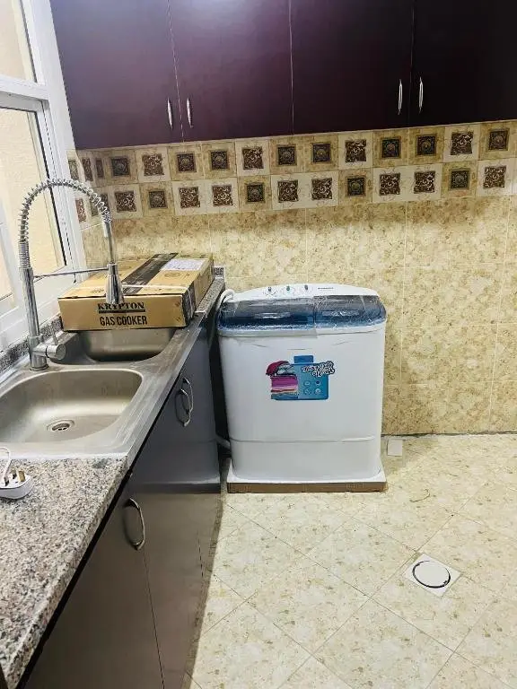 Шарджа: Al kaan building liwara 1 Ajman