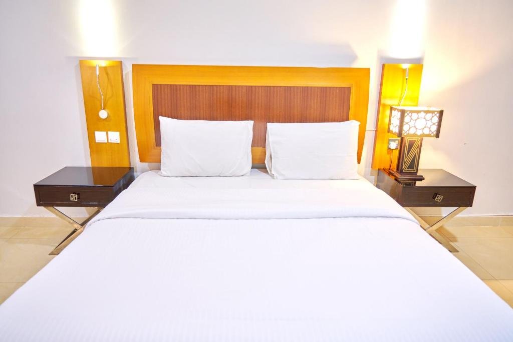 Дубай: Deluxe Room Near Grand Barsha By Luxury Bookings AB