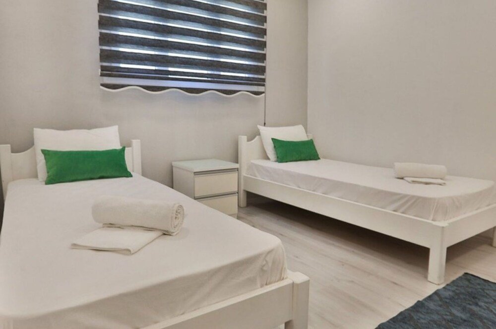 Сарыбелен: Villa Zeyno 1 bed Villa With Pool Breakfast Included