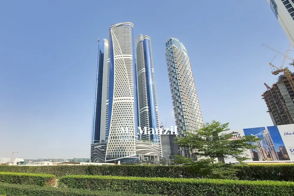 Дубай: Manzil - Cozy 1BR in Paramount w Burj Khalifa View