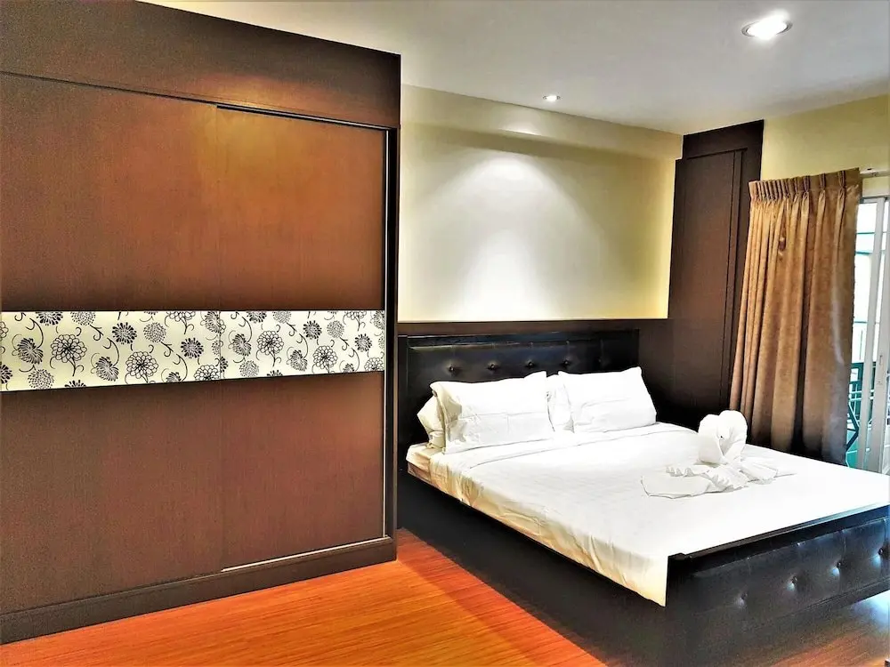 Кату: 114 Top Location Swimming Pool Gym Wi-fi Nightlife