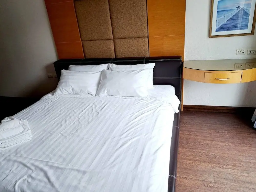 Бангкок: 6D 3bedrooms 2 Bath Downtown Bangkok Near Bts Mrt