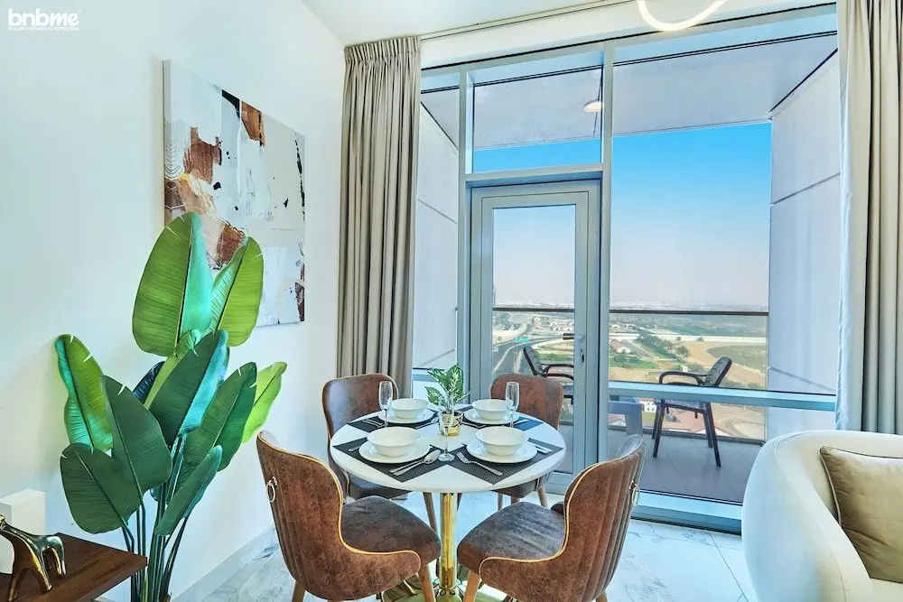 Дубай: 1B-Noora Tower-1507 by bnbme homes