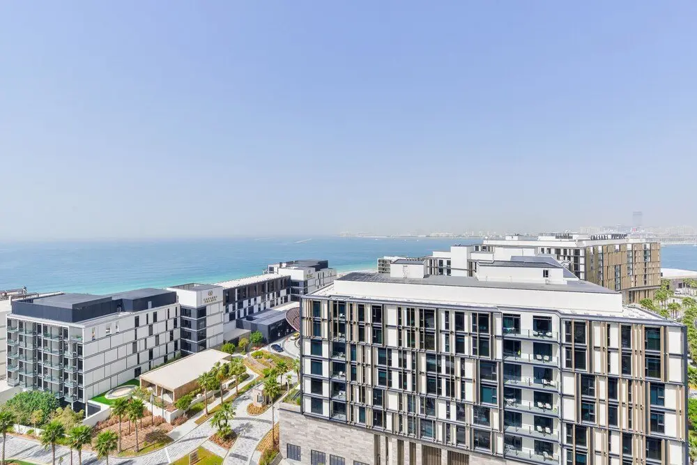 Дубай: Premium 2 plus1BR condo Bluewater Island