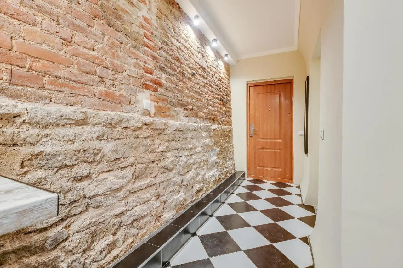 Санкт-Петербург: Studio on Zhukovskogo 6