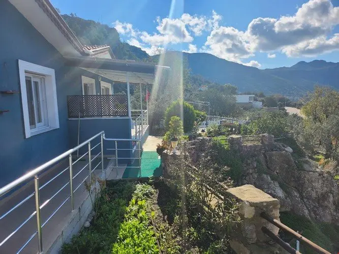 Кумлюбюк: Almira Tatil Evleri