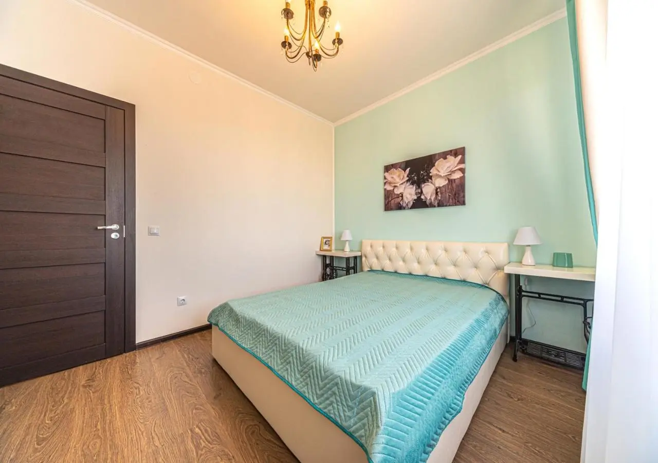 Санкт-Петербург: Apartment on Kondrat'evsky prospect