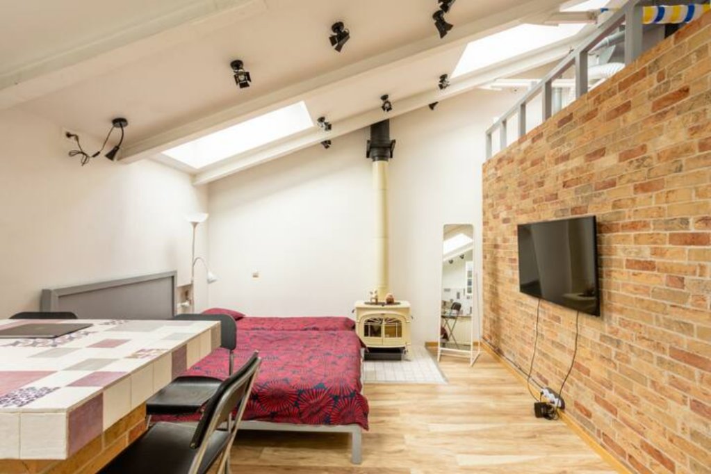 Apartments Лофт с Белым Камином — фото 1
