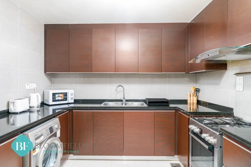 Абу-Даби: Stylish 1 Bedroom in Marina Blue