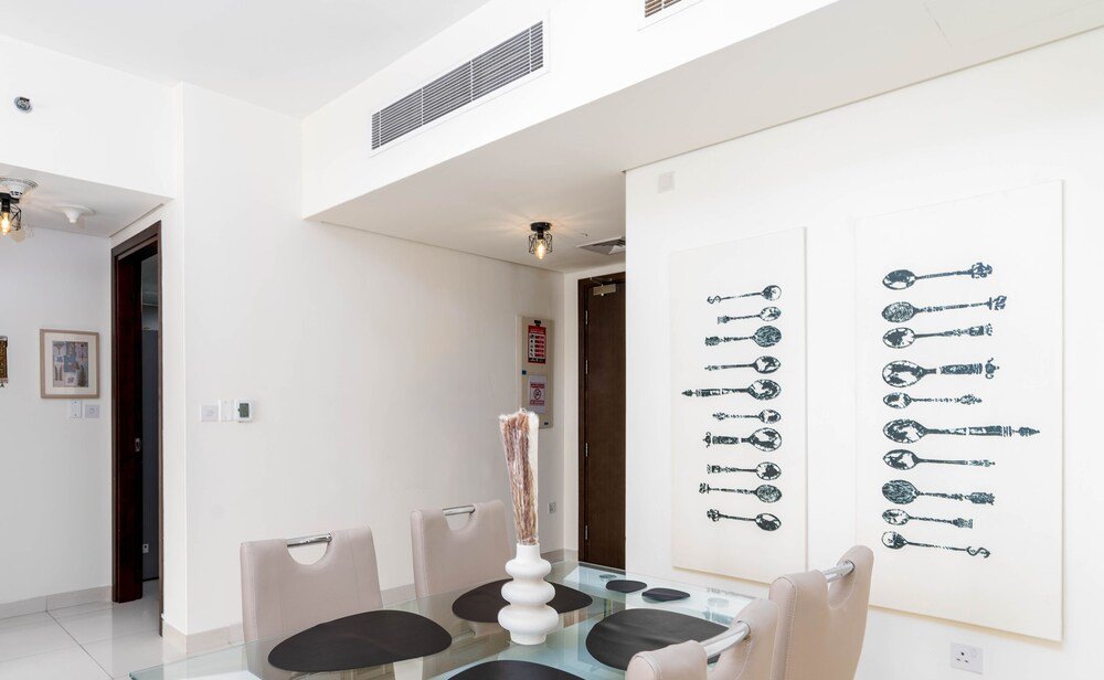 Абу-Даби: Stylish 1 Bedroom in Marina Blue