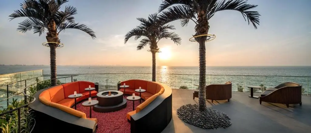 Ultra Luxury Stylish One Bedroom Suite Room In PAlm Jumeirah By Luxury Bookings — фото 1