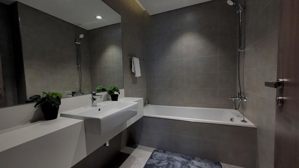 Дубай: Lavish 1bedroom in District 1