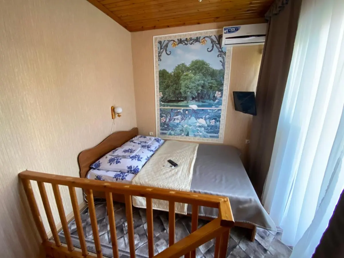 Адлер: Guest House AIS