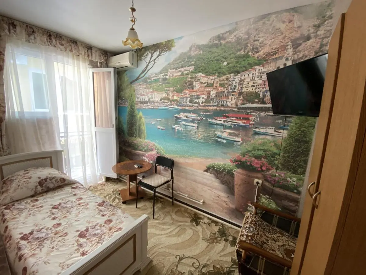 Адлер: Guest House AIS