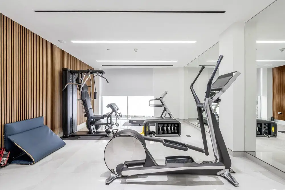 Дубай: Luxe Dubai Marina 3Flr 4BR w Pool Sauna