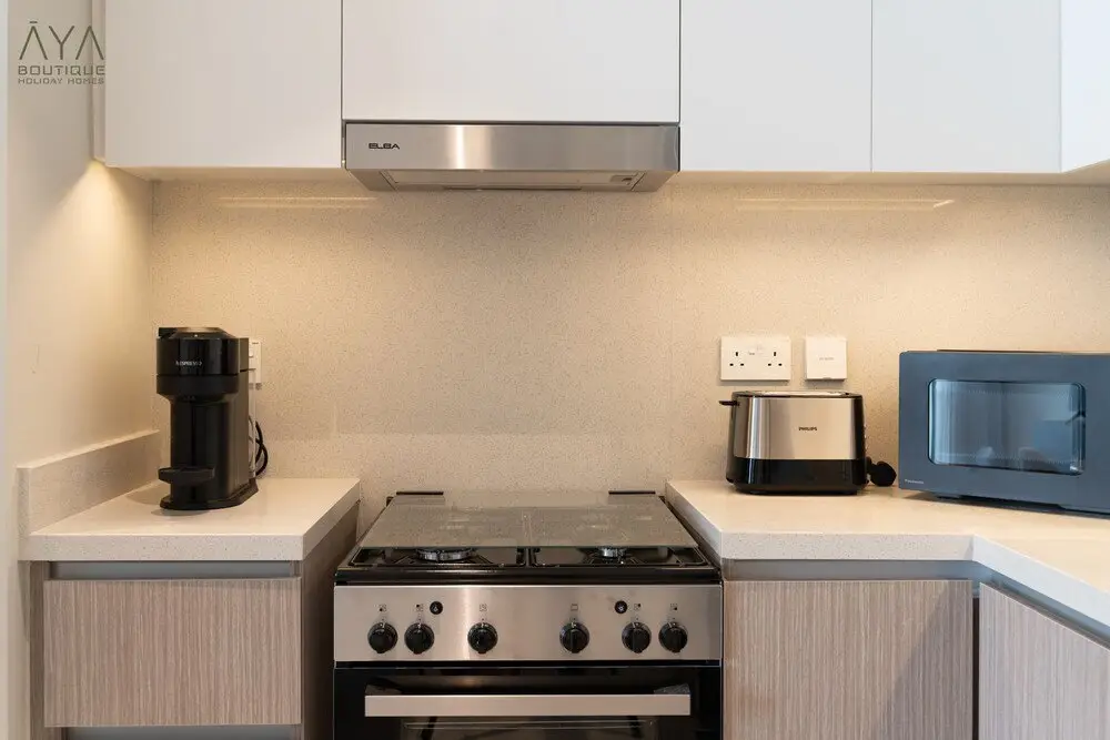 Дубай: Aya - Outstanding 1BR Apartment With Amazing Creek Views