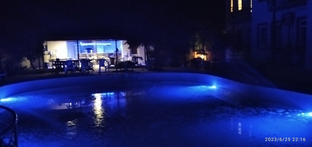 Ортака: Skani̇ Otel Dalyan
