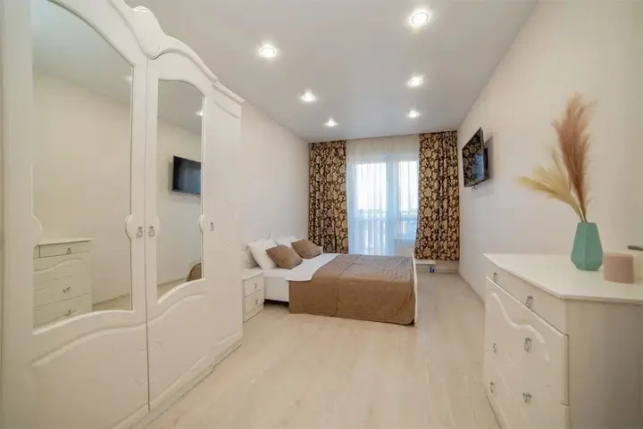Екатеринбург: BeGuest на Чайковского 66