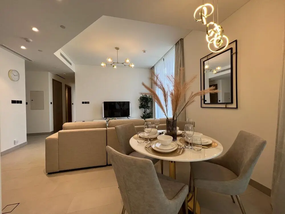 Дубай: Primestay - Sobha Waves 2BR in Al Meydan