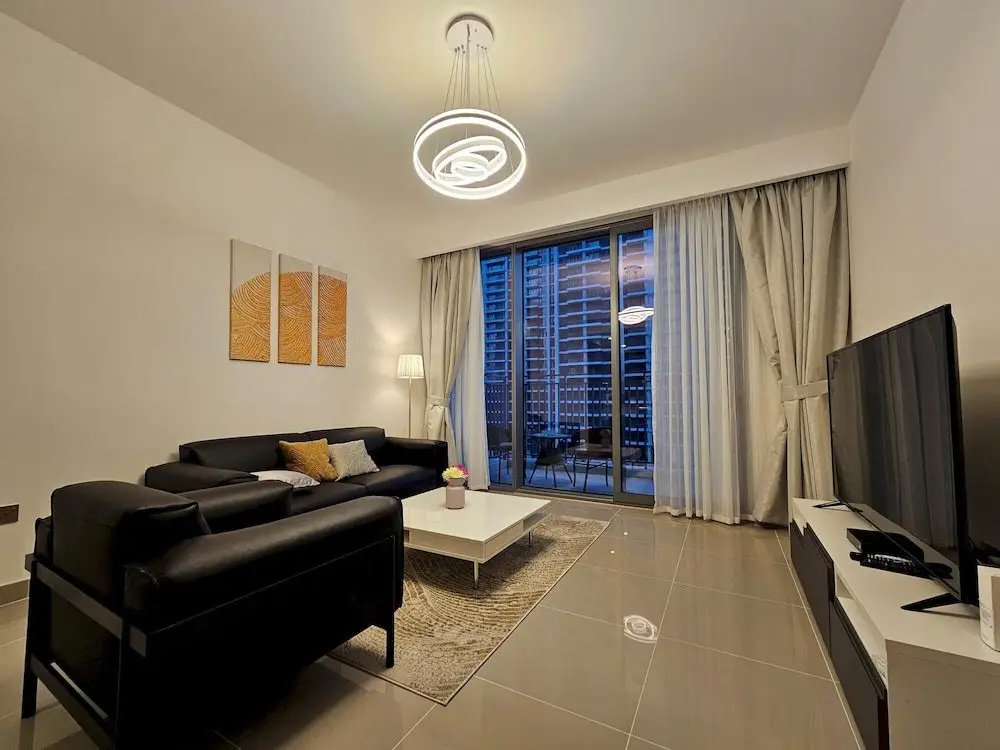 Дубай: City View Fully Furnished Apartment 2bhk