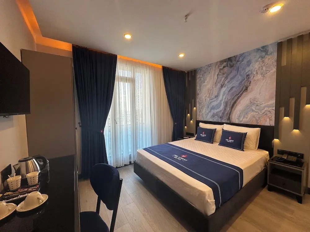 Арнавуткёй: The Great Airport Hotel