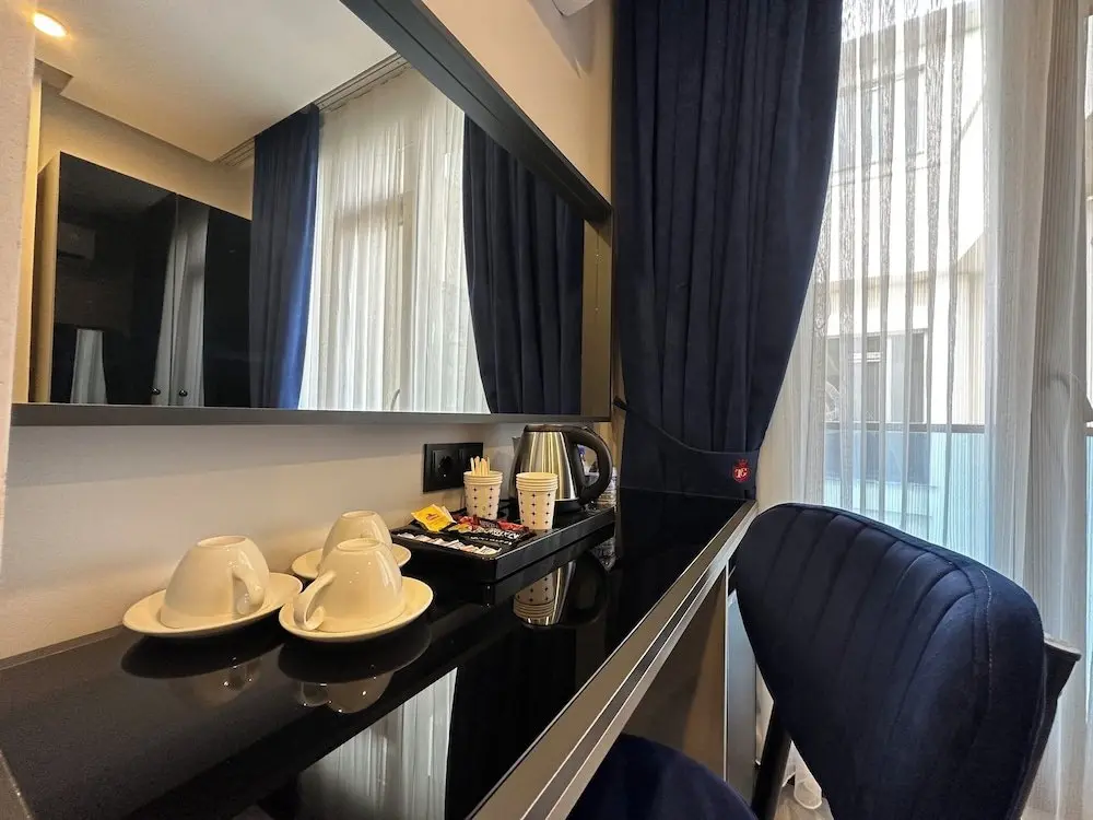 Арнавуткёй: The Great Airport Hotel