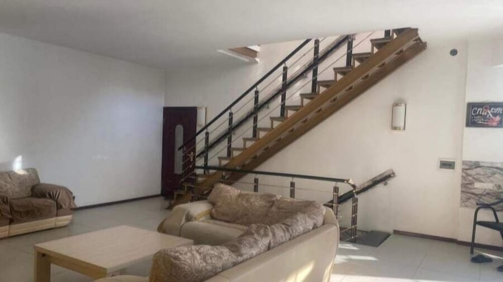 Алматы: Assem Hostel Koktobe