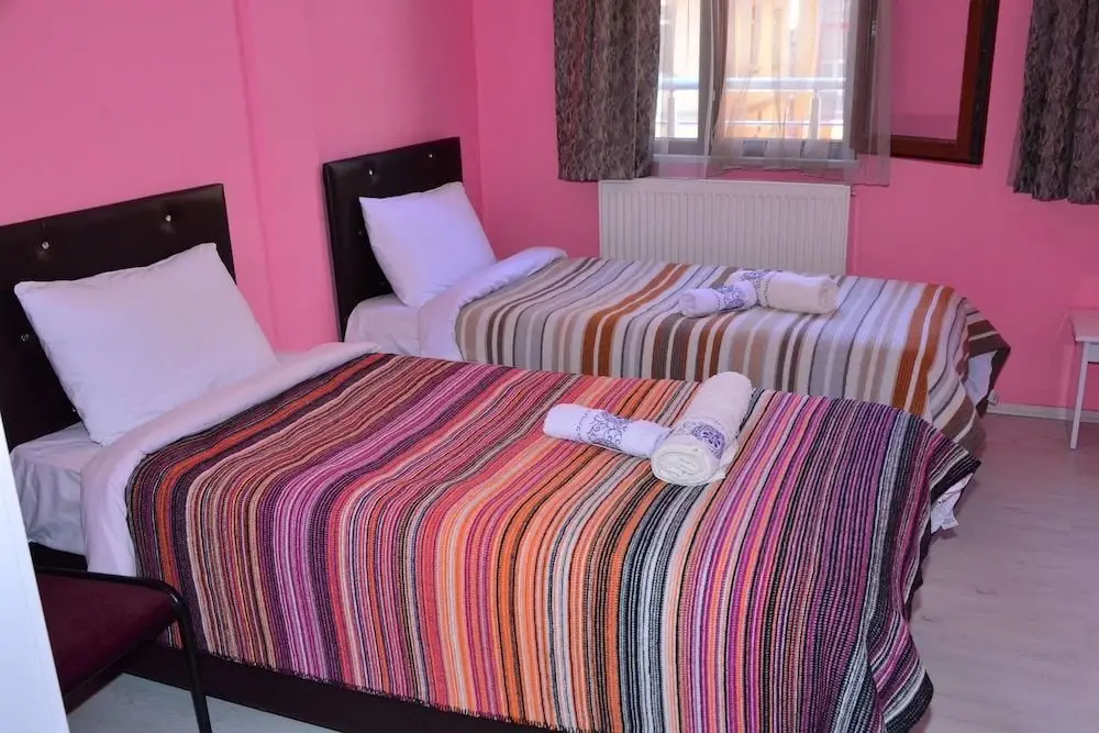 Борчка: Derya Otel