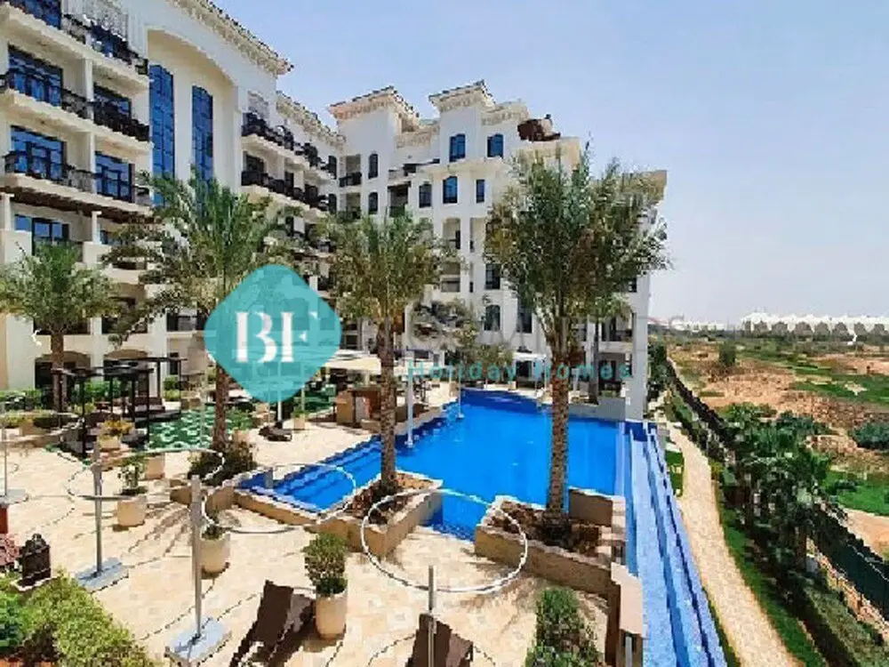 Абу-Даби: Golf course view, stylish 2BR