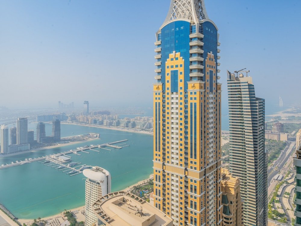 Dubai Marina- The Torch 7805 — фото 1