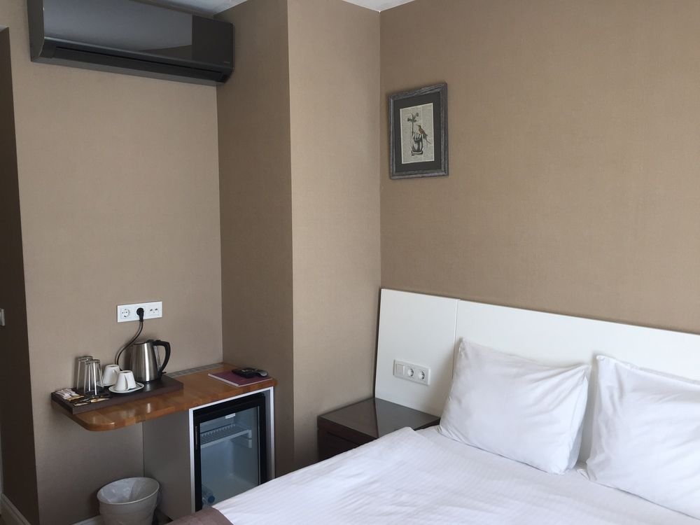 Aston Residence Hotel — фото 1