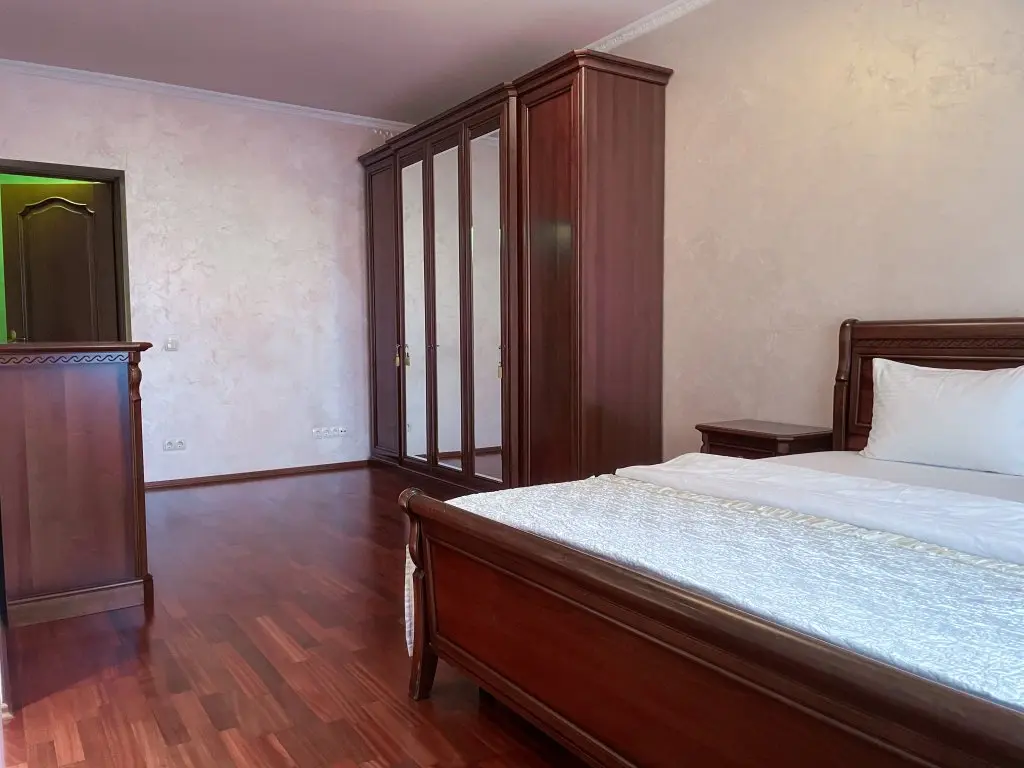 Калининград: Апартаменты Трехкомнатные Pro.apartment на Огарева в Амалиенау