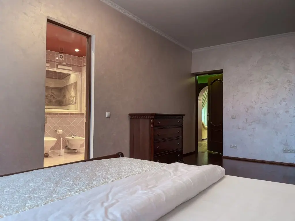 Калининград: Апартаменты Трехкомнатные Pro.apartment на Огарева в Амалиенау