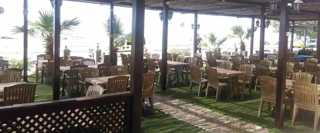 Айвалык: Sarımsaklı Sahil Otel