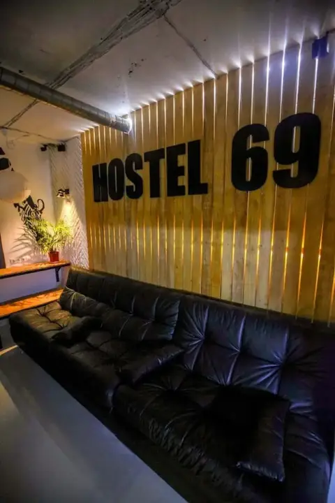 Hostel 69 — фото 1