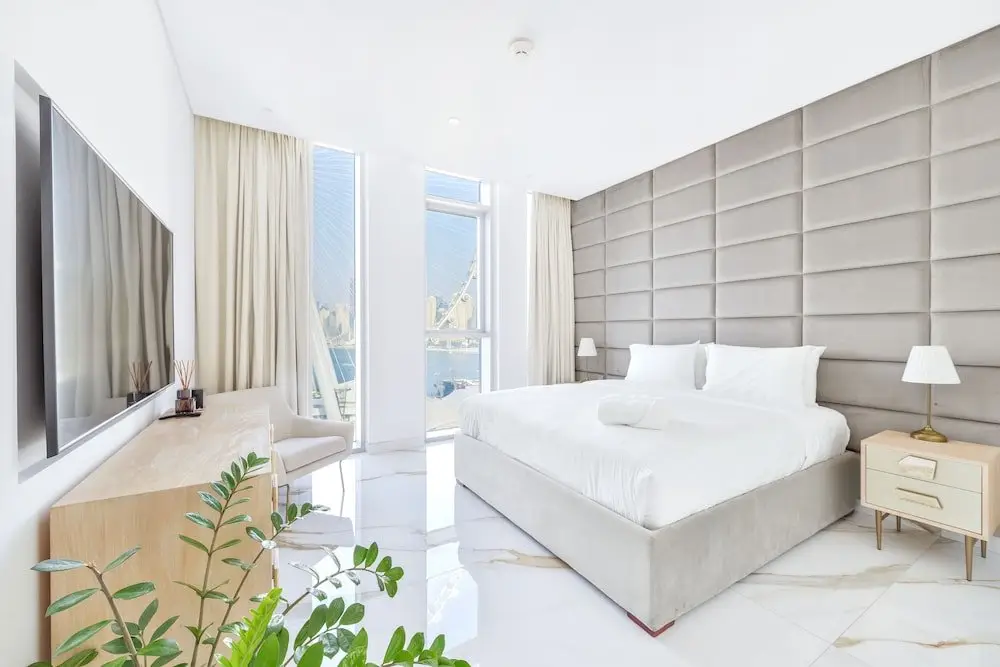 Lavish & Equipped 2 BR Facing Ain Dubai — фото 1