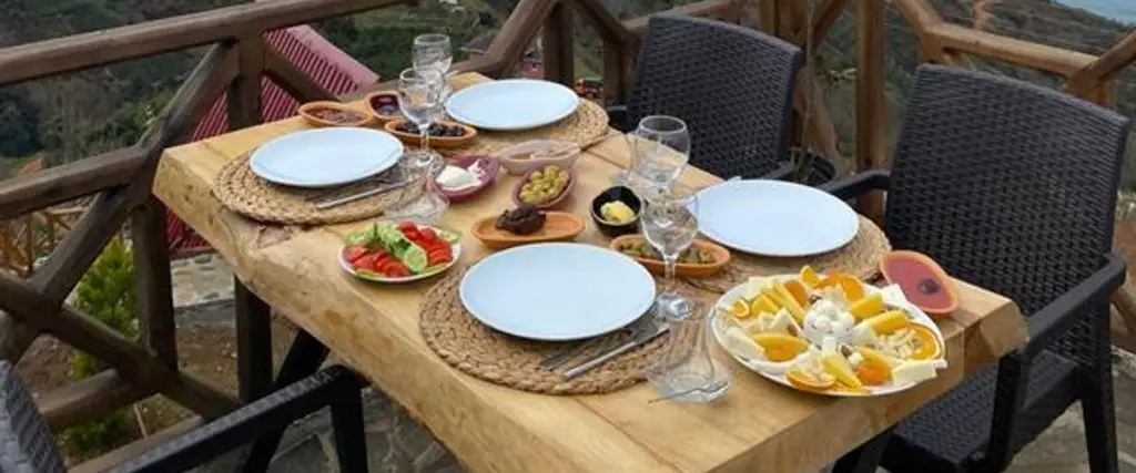 Ардешен: Madağ Bungalov