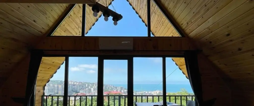 Йомра: Kasustu Bungalov