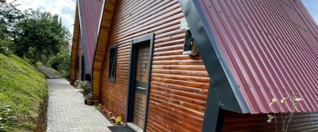 Йомра: Kasustu Bungalov