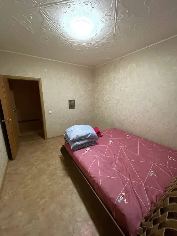 Уфа: Апартаменты на Бакалинской 25 Колосс