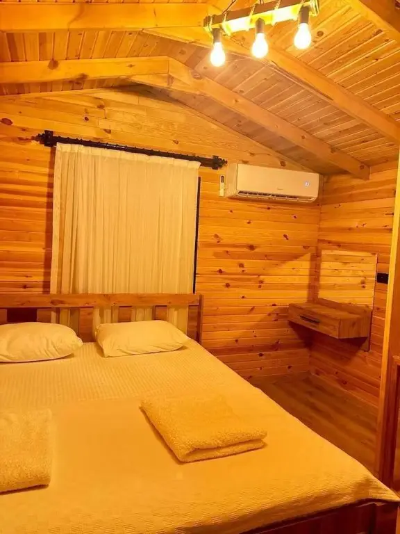 Адрасан: Fnm Luxury Bungalovs