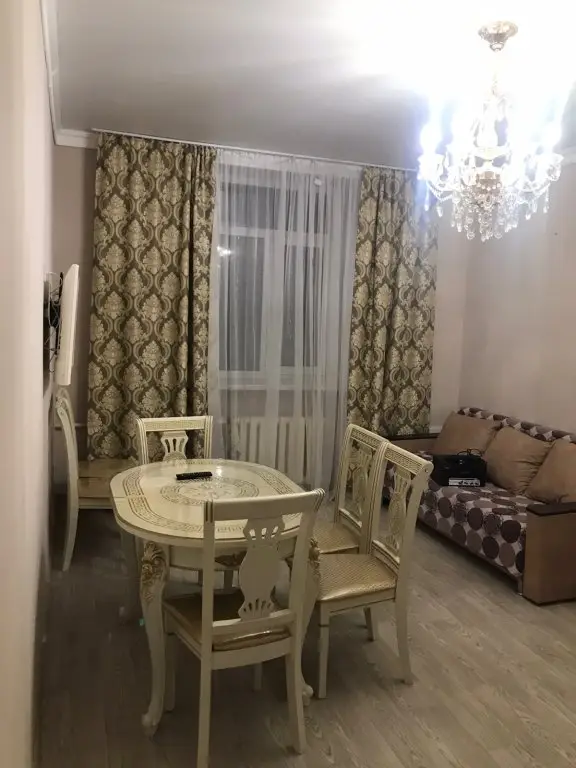 Уфа: Апартаменты на 8 марта 5