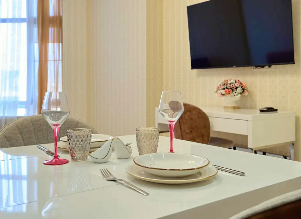 Кисловодск: Апартаменты Green Park 90
