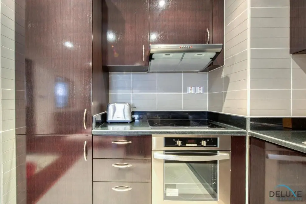 Дубай: Elegant 2BR in Royal Amwaj Residences North Palm Jumeirah by Deluxe Holiday Homes